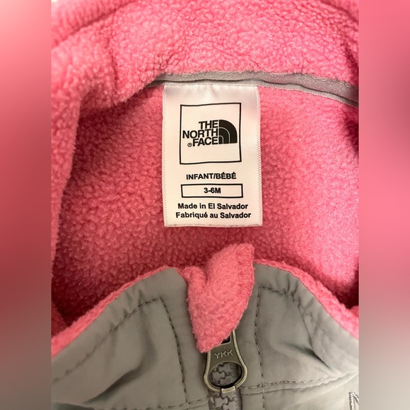 The North Face pink and gray fleece jacket 💗 - Picture 5 of 6